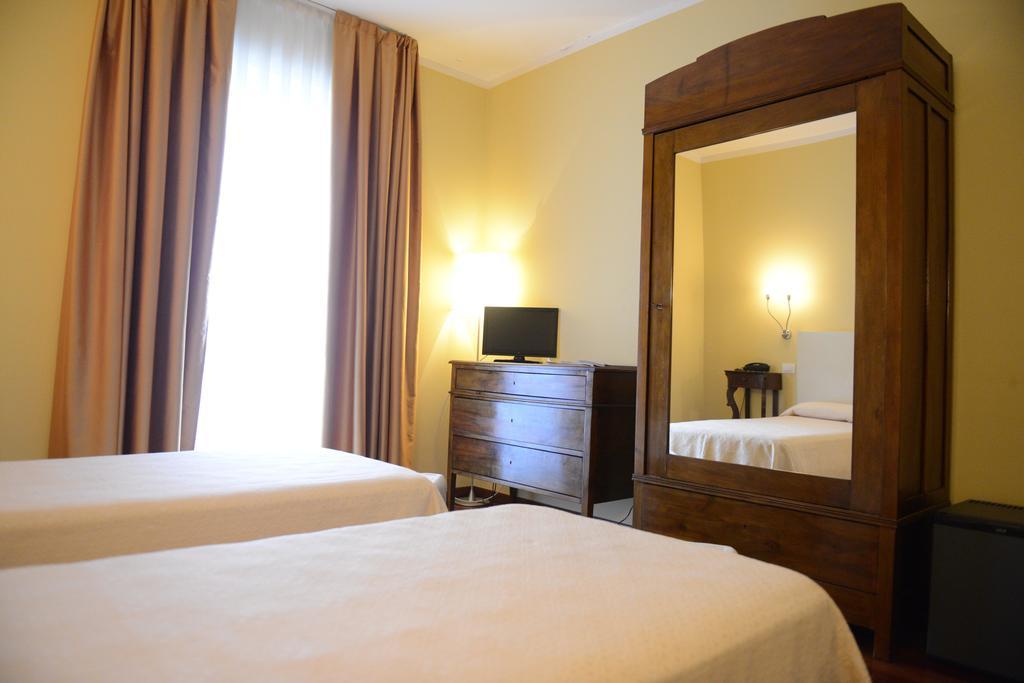 Hotel La Corte Matera Zimmer foto